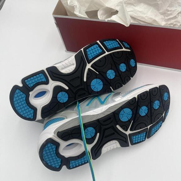 New Balance W3040SB1 Women's Size 9 Running Shoes Running Course Active Sneakers - Picture 8 of 9
